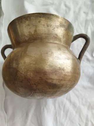 OLLA ANTIGUA DE BRONCE