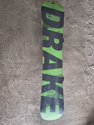 Drake DF3 153 Snowboard + Attacchi Drake Fifty L