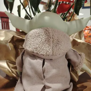 Peluche Star Wars Bebé Yoda