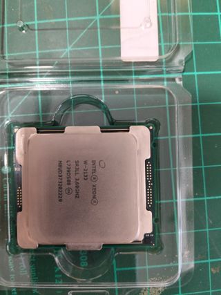 Intel Xeon W-2133 CPU