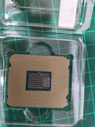 Intel Xeon W-2133 CPU