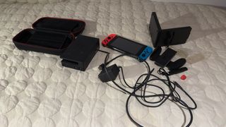 Nintendo Switch Azul y Rojo + Accesorios