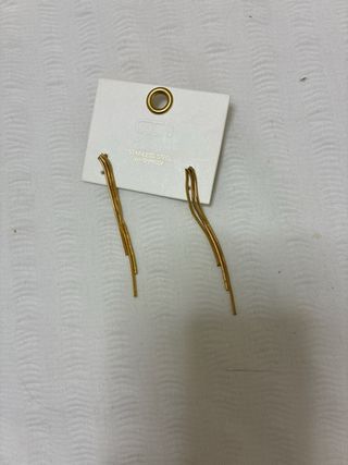 Collar, Anillo y Pendientes Parfois Dorados. Lote