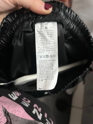 Pantalones polipiel negros