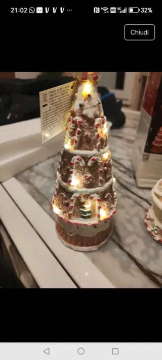 Alberello natalizio con luci