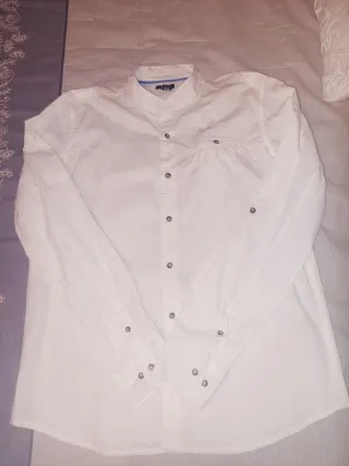 Lote Ropa Niño Talla 16: Camisas y Sudadera