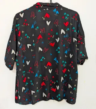 Camisa Stradivarius Corazones Talla L