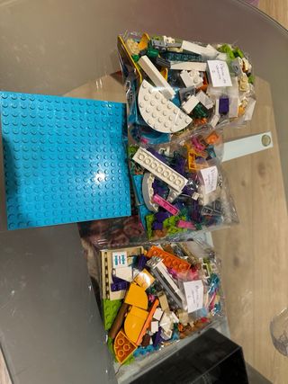 LEGO Piscina Verano Heartlake #41313