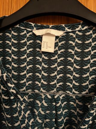 Blusa H&M verde y blanca estampada Talla XXXL