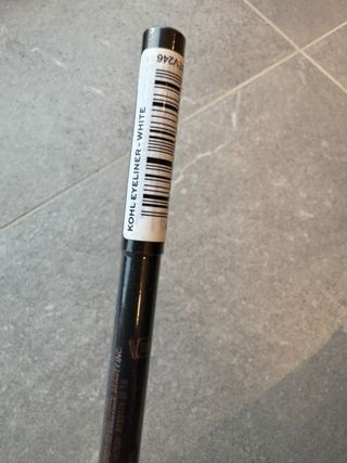 Lápiz de ojos blanco