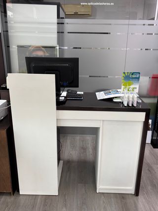 Mobiliario Óptica, Centro Auditivo.