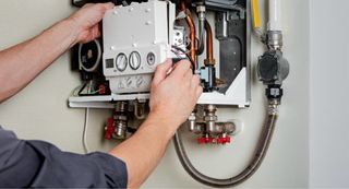 Se realiza reparacion de caldera de gas