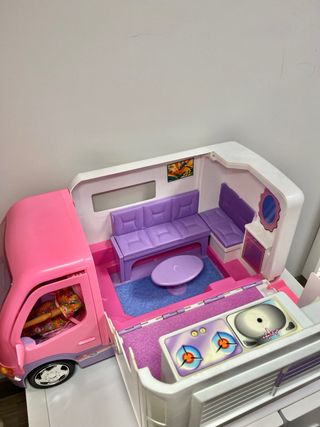 Caravana Barbie con Muñeca Incluida