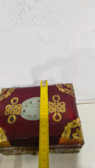 Antiguo joyero oriental madera bronce raso