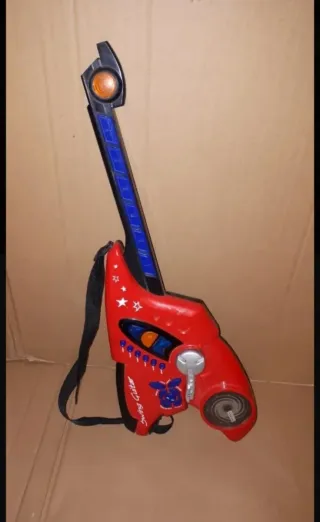 Guitarra de juguete musical