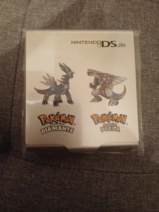 Portajuegos Nintendo DS Lite Pokémon