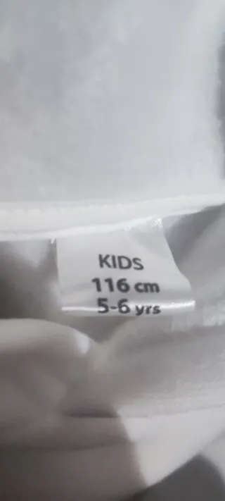 Sudadera niña capucha. Nueva