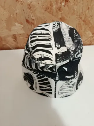 Cappello bucket The Beatles Stella McCartney