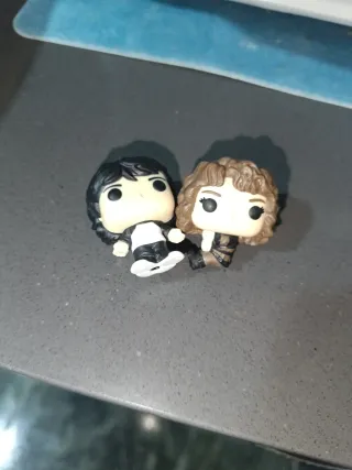2 Funkos Stranger Things Kinder Joy