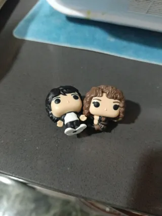 2 Funkos Stranger Things Kinder Joy