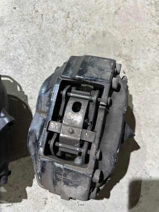 Pinzas de 4 pistones