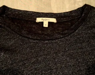 Camiseta Pepe Jeans Negra Metalizada .Talla XS