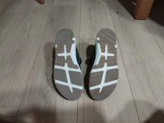 Zapato de estilo deportivo y urbano