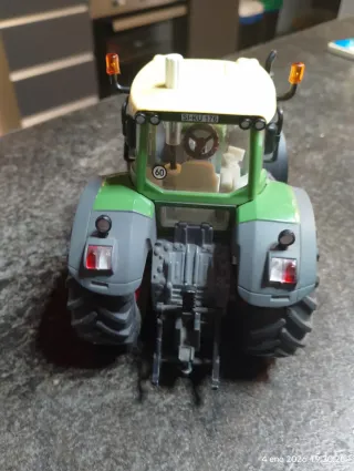 Siku Fendt 936 Vario Tractor Juguete