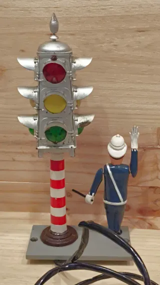 Semaforo polizia per modellini ferroviari