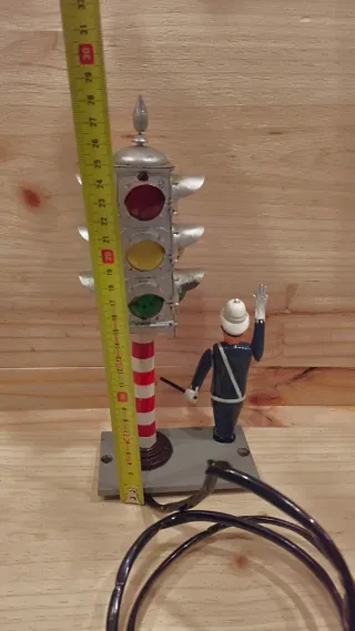 Semaforo polizia per modellini ferroviari
