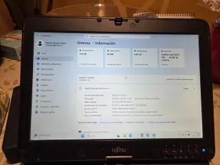 Ordenador Fujitsu LIFEBOOK Táctil.