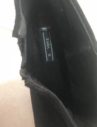 Abito blazer beige e stivaletti neri