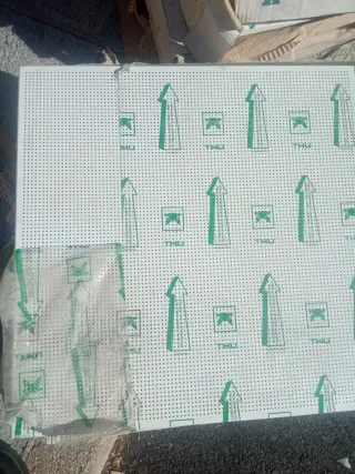 Bandeja THU Perfiles y Techos Metálicos