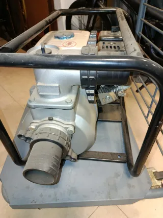 Bomba de agua gasolina L.D. MOTOR