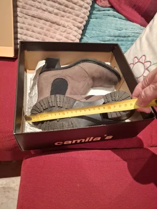 Botines Camila's grises talla 37