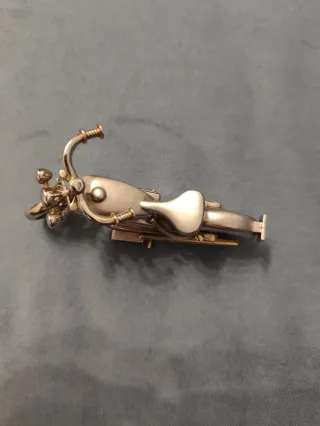 Reloj Moto Retro Metal