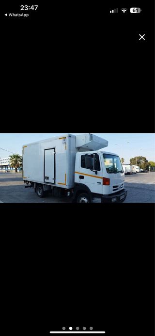 Nissan Atleon 2005 8T