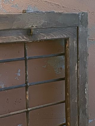 Ventana Rústica Madera con Barrotes