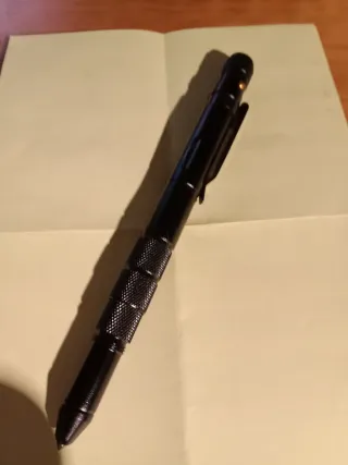 Bolígrafo Táctico Defensa Personal