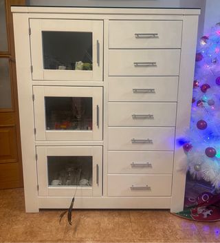 Mueble de salón madera y cristal