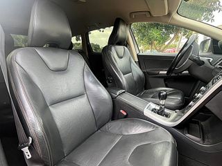 Volvo XC60 2.4d Drive Summum 175 CV