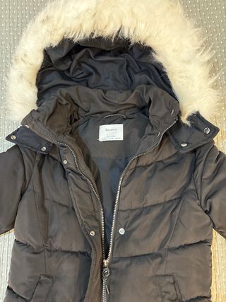 Abrigo negro con capucha forrada niña 12 años