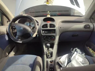 Peugeot 206 2003