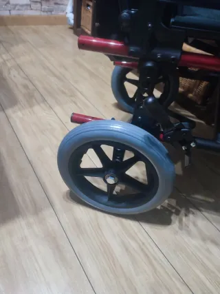 Silla de ruedas nueva