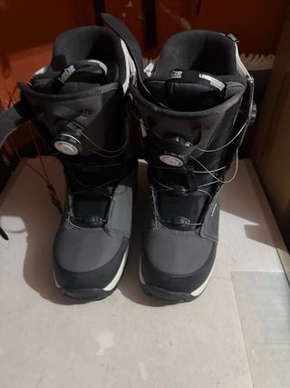 Tabla Snowboard y Botas Talla 46