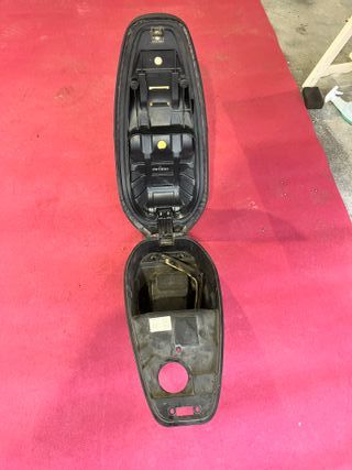 Asiento Kymco People 125 tapicería original