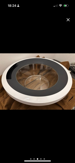 Lavadora puerta  blanca y negra serie 4/6