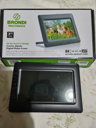 Cornice Digitale Brondi DF-80 TFT 7