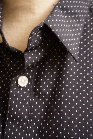 Camisa caballero pequeños lunares