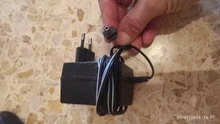 Base cargador aspirador escoba Bosch